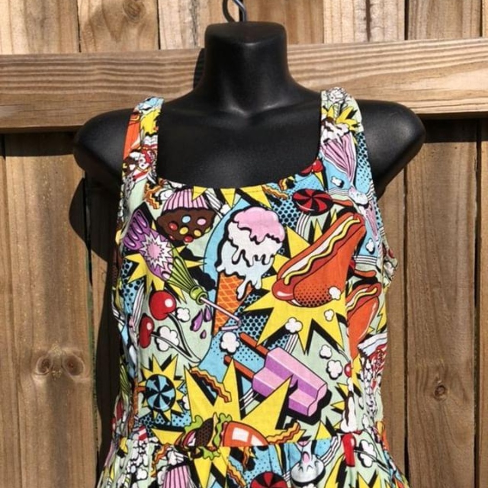 Retro Pop Art Dress (seen in The Carrie Diaries!)